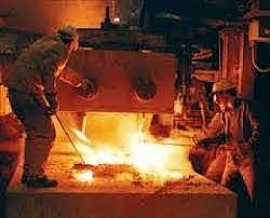مصائب صادرات فولاد با اعمال مقررات داخلی و خارجی