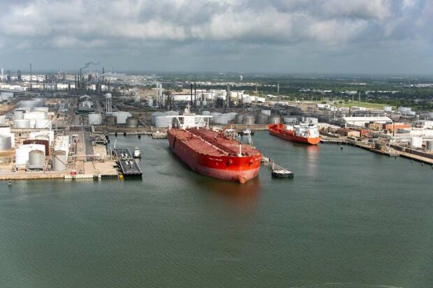 نفت وارداتی به خلیج آمریکا، به کمترین میزان چند دهه اخیر رسید