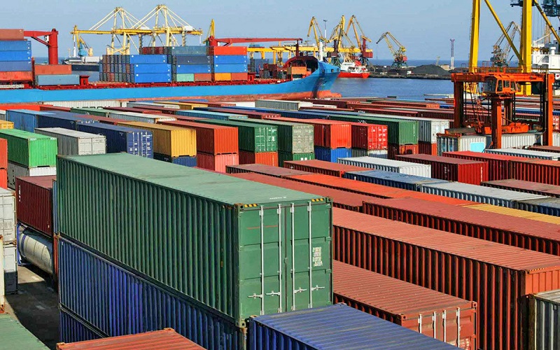 رونق بهاری صادرات غیرنفتی در بنادر هرمزگان