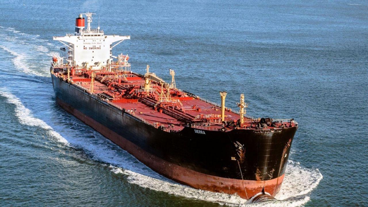 کشتی ایرانی توقیف شده در عربستان آزاد شد