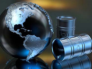 زنگنه: هیچ کشوری نمی‌تواند جای نفت ایران را پر کند