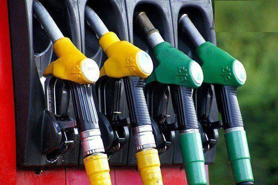 طرح دو فوریتی مجلس برای تک‌نرخی شدن بنزین