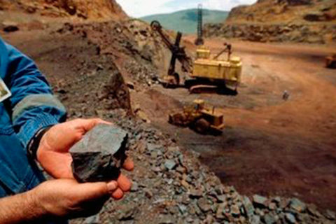 سرمایه گذاری 4 میلیارد دلاری در معادن سنگ آهن استرالیا