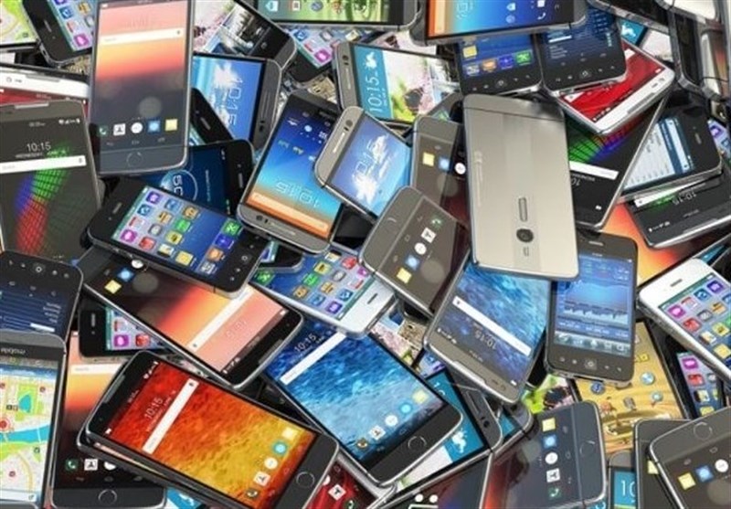 موبایل بخریم یا نخریم؟ / پیش‌ بینی قیمت موبایل تا پایان سال
