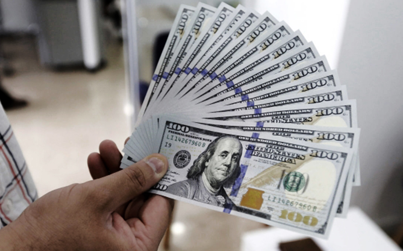 اولین قیمت دلار در هفته جاری / قیمت ارز در صرافی ملی ۹۸/۱۰/۷