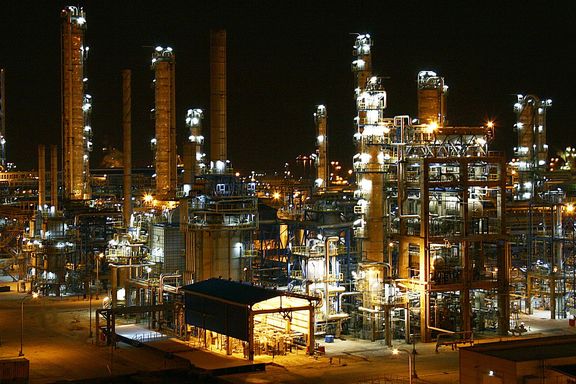 بخشنامه مهم وزارت نفت برای پترو پالایشی ها و شرکت های بورسی
