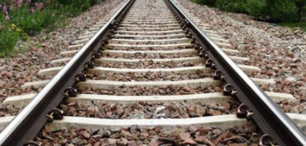 موانع اتصال راه‌آهن به خرم‌آباد برطرف شد