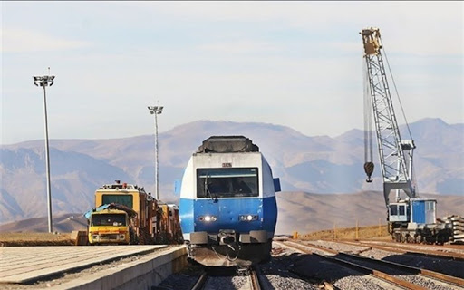 خط آهن تهران - همدان تا پایان امسال به «سنندج» می‌رسد