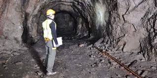 گسترش فعالیت‌های اکتشافی و افزایش بهره برداری از صنایع معدنی برنامه‌های مهم بخش معدن