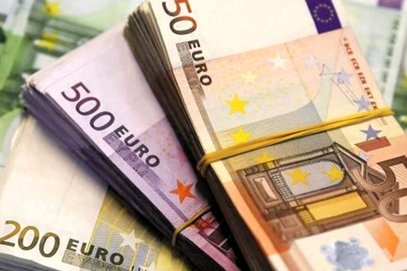 پیش‌فروش «یورو» در بازار