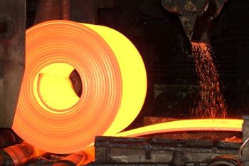تولید ۳۰میلیون تن فولاد سالانه ۴میلیارد دلار ارزآوری دارد/ ۳.۲ میلیارد تن ذخیره سنگ‌آهن کشور