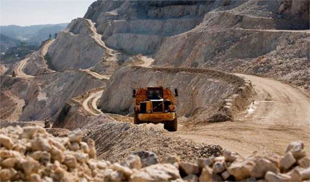 فقط 18 پهنه از 208 معدن کرمان برای اکتشاف تایید شده است