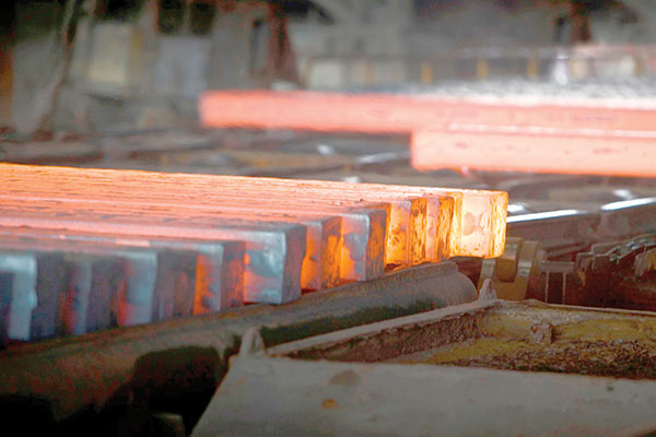 تولید فولاد در مدار صعود