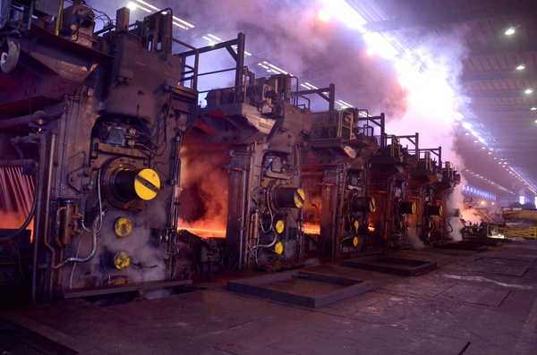 قطعی برق و گاز "فولاد گیلان" را دچار زیان کرده است/۱۴۰۰ کارگر نگران از دست دادن شغل هستند